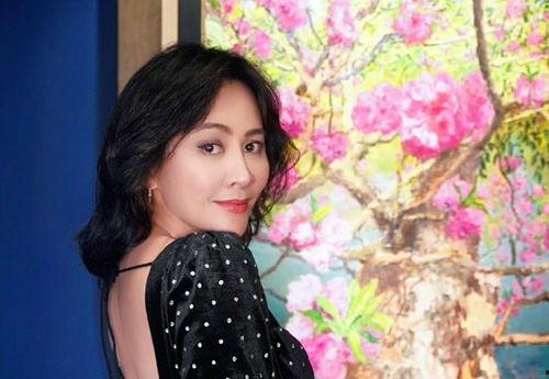 刘嘉玲爆料乔欣视频播放,刘嘉玲揭露乔欣视频播放背后的真相  第2张