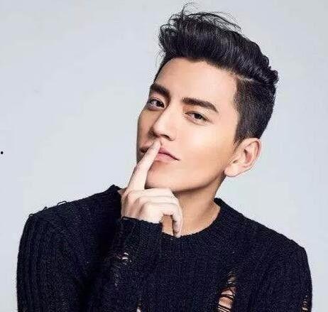 最新外国男明星爆料视频,外国男明星独家爆料视频引发热议 第3张 最新外国男明星爆料视频,外国男明星独家爆料视频引发热议 第3张